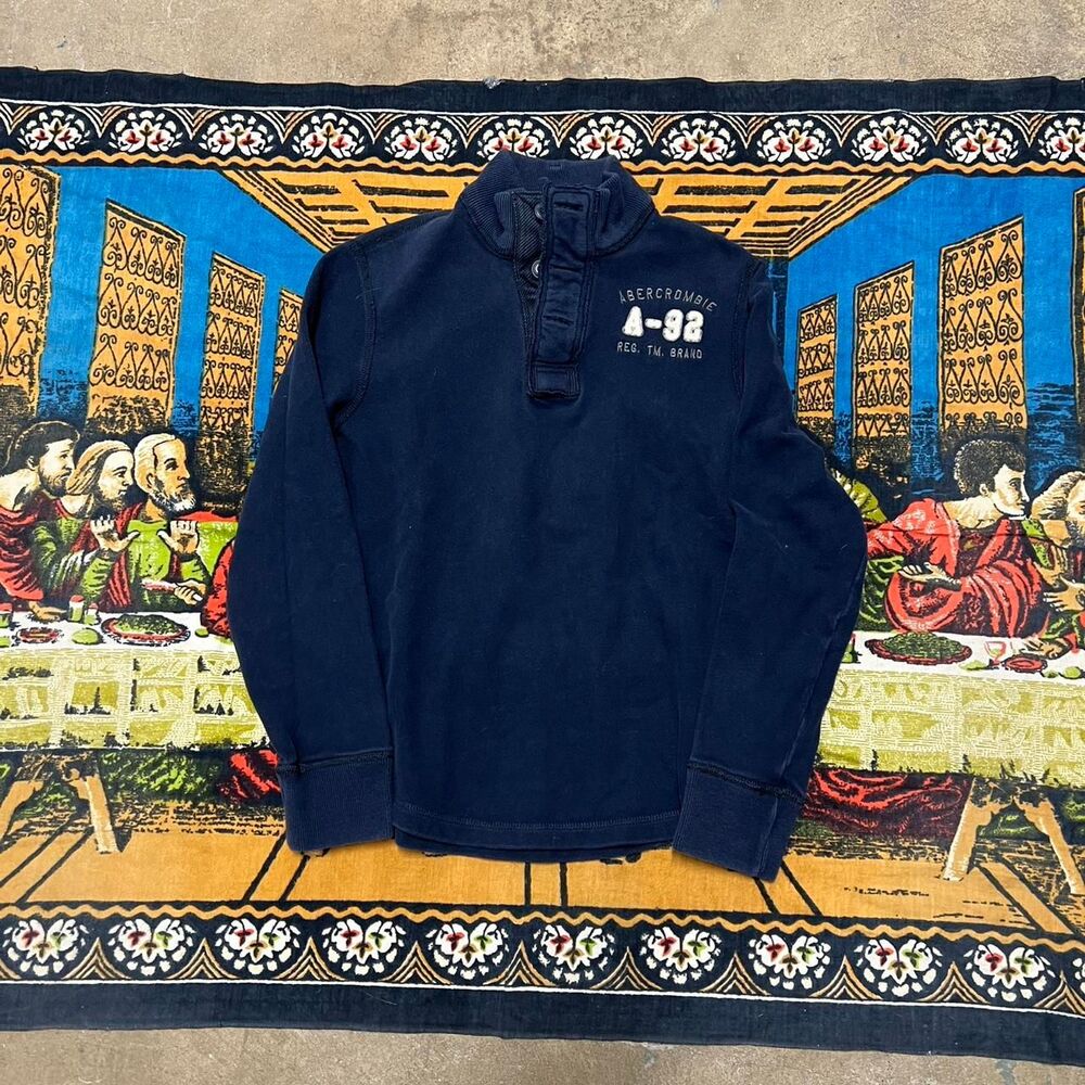 Navy Abercrombie & Fitch quarter zip sweatshirt size medium surf skater button